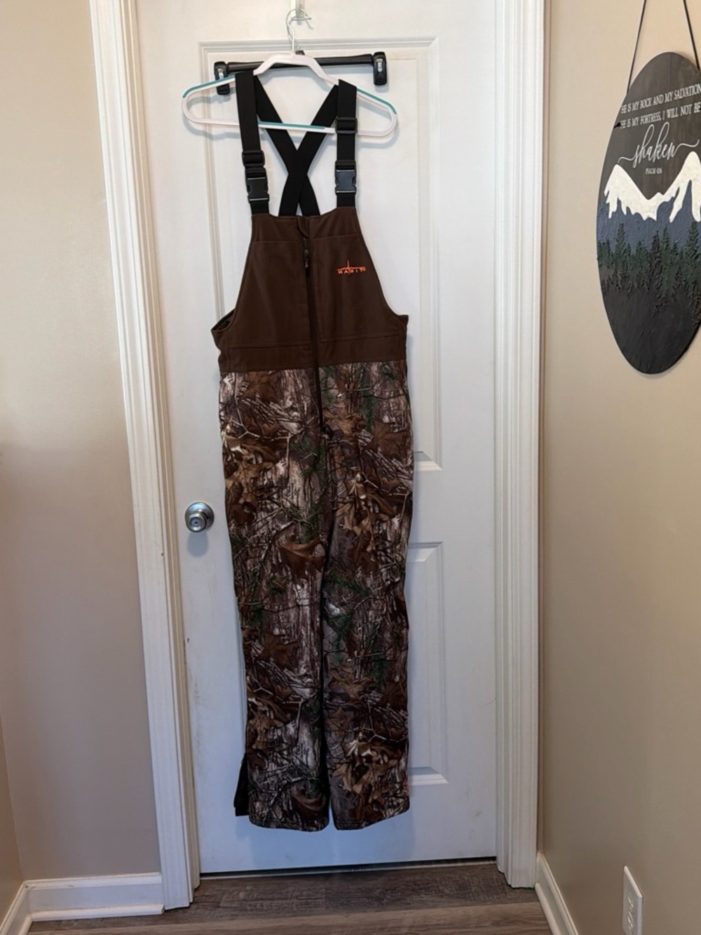 Realtree Brown Camo Bib Overalls with Black Suspenders